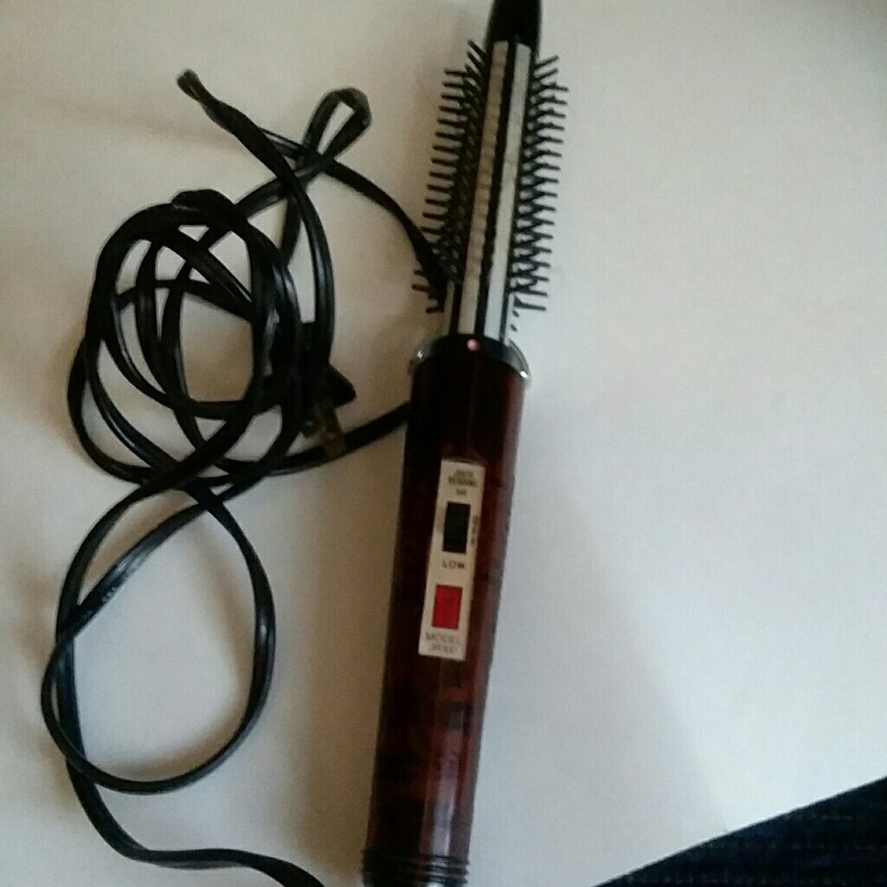 JHERI REDDING PRO STYLE  HAIR BRUSH